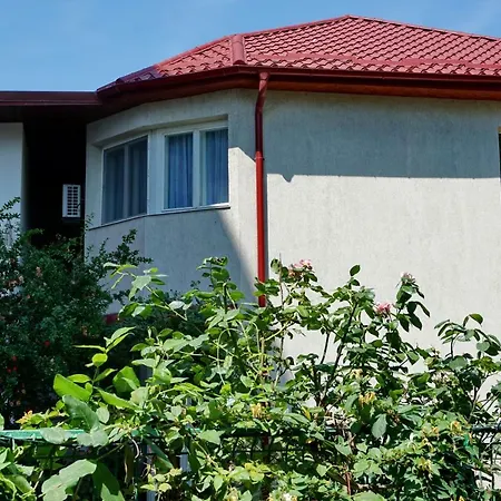 Guest house Casa Eden *